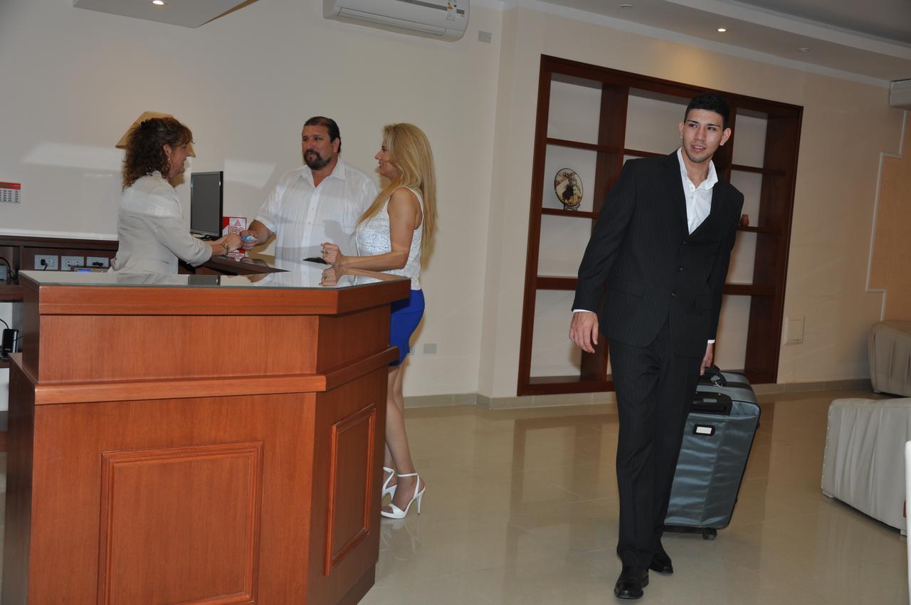Realnoa Hotel Tartagal Luaran gambar